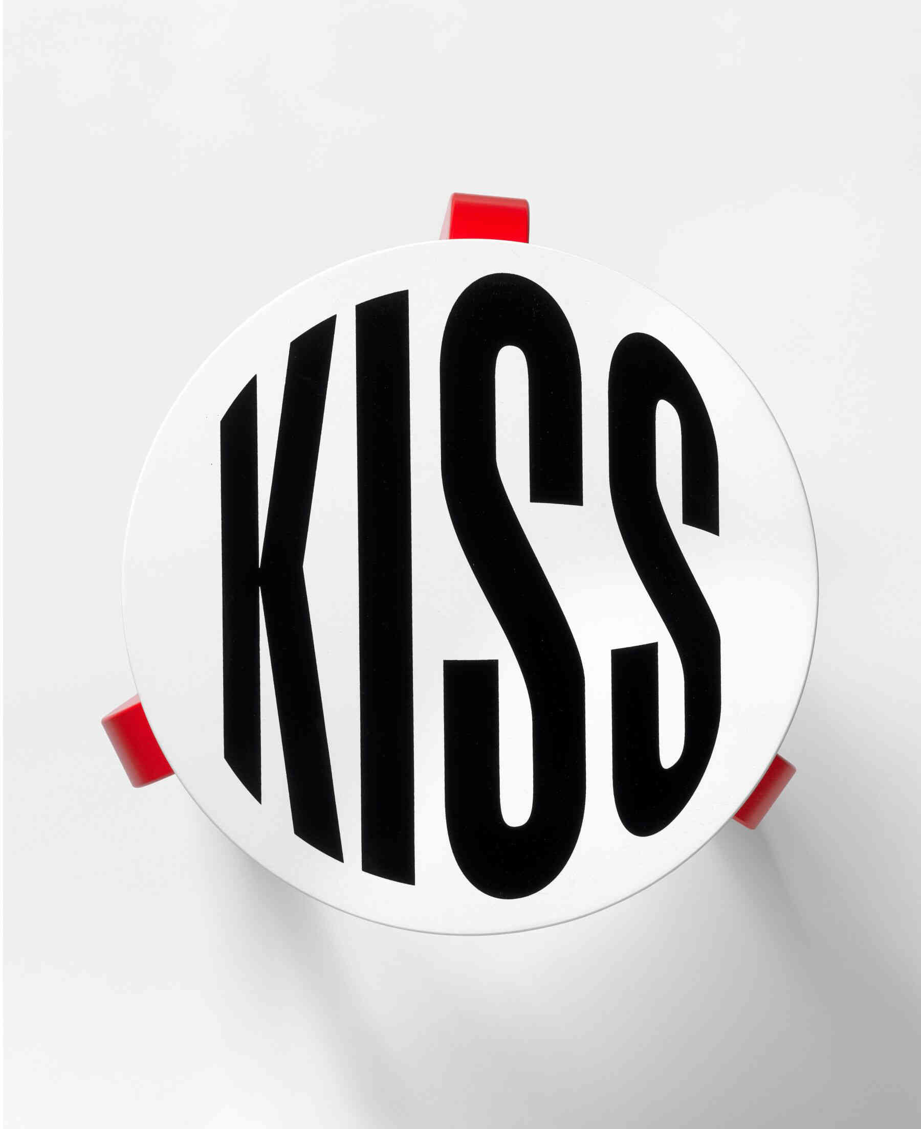 Kiss Stool, 2012.